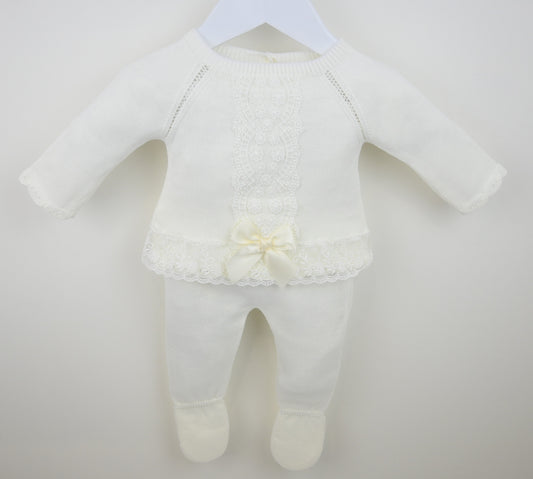 Lara Suit Ivory