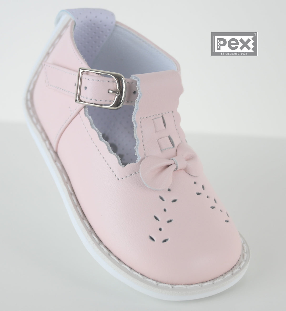 Emery Shoe